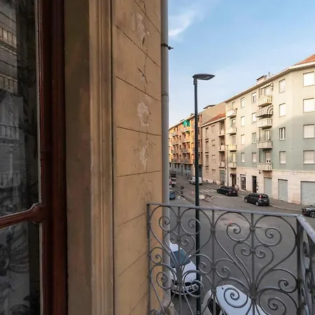 Colourful & Cozy Cenisia