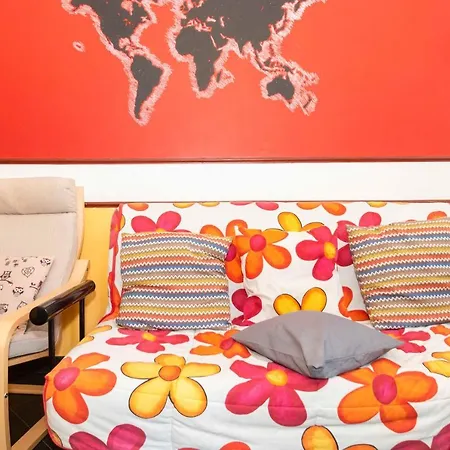 Colourful & Cozy Cenisia Апартаменты Турин